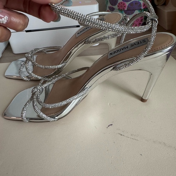 Steve Madden Silver Strappy Heels - Picture 4 of 6
